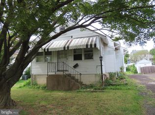 103 Center Ave, Willow Grove, PA 19090