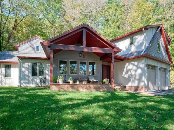 927 Taylorsville Rd, Washington Crossing, PA 18977