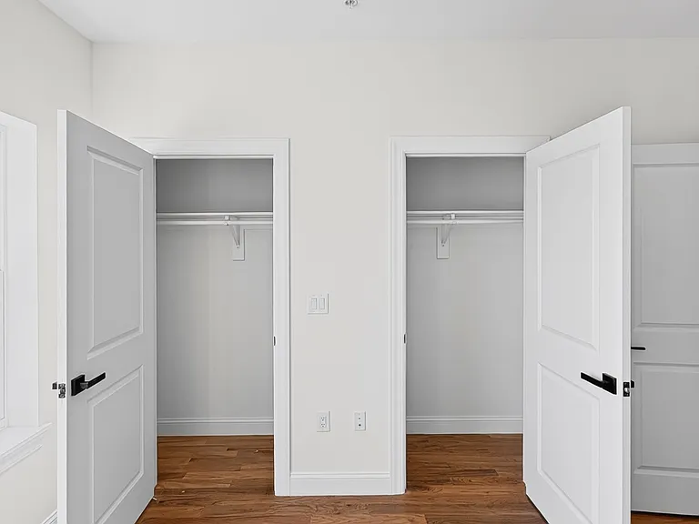 270 Hunterdon St #2 — Photo 14