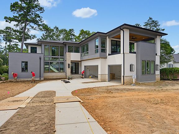 2nd image of 4907 Yadkin Dr