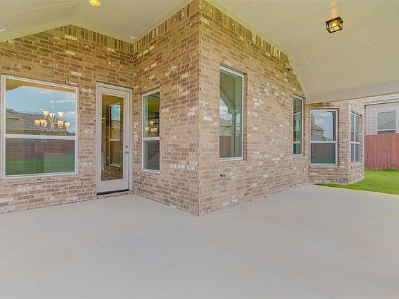 4th image of 3309 Prentiss Ln