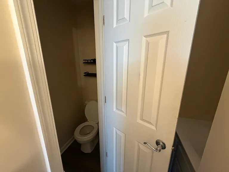22570 Lower Kells Ln — Photo 15