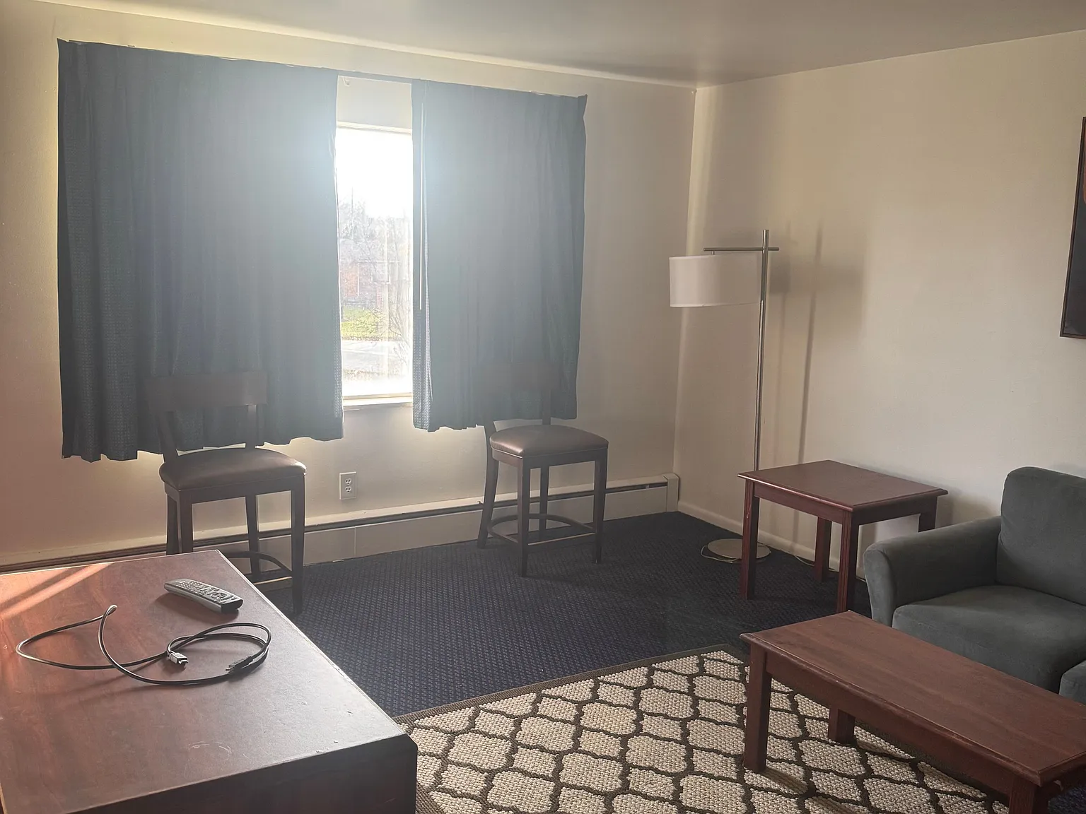 1 bed, 1.0 bath, 750 sqft, $1,700 — Photo 2