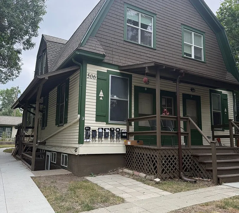 506 West Babcock