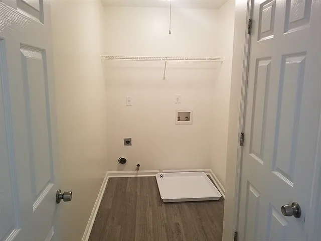 3747 Christine St NW — Photo 20