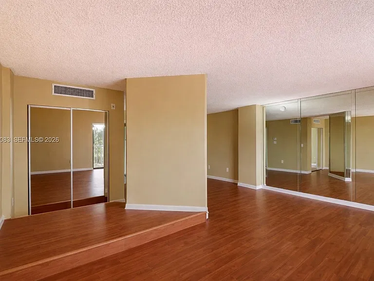1650 NE 115th St #505 — Photo 9