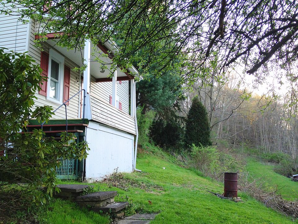 2nd image of 210 Old Mill Rd