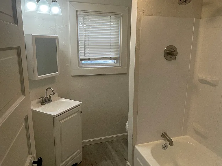 Fully reno bathroom. Storage vanity.