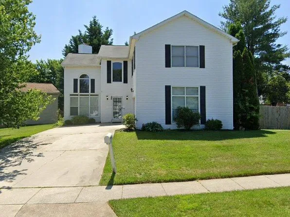 208 Bishops Glen Dr, Frederick, MD 21702