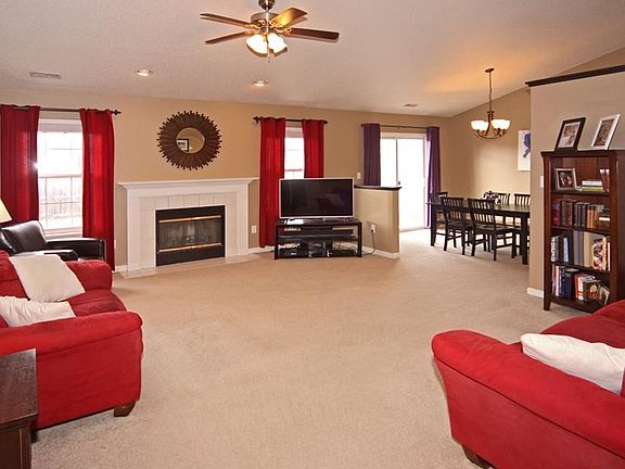 4th image of 17354 Austrian Pine Way