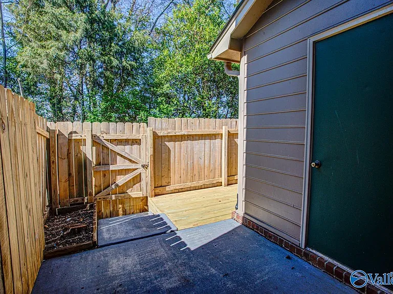 8151 Oldfield Rd SW #7 — Photo 23