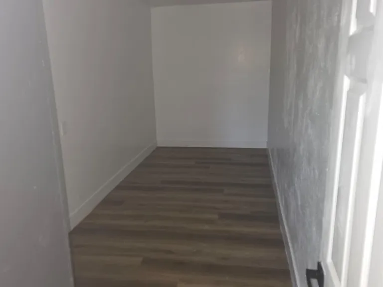 2137 NW 1st Ave — Photo 10