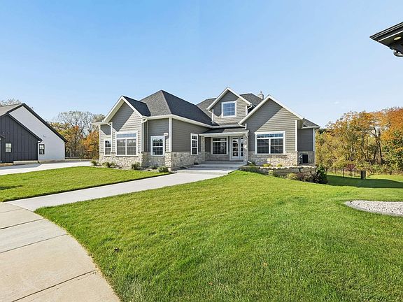 2nd image of 1468 Serenity Ct