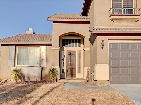 3rd image of 28250 Pinyon Pine Ct