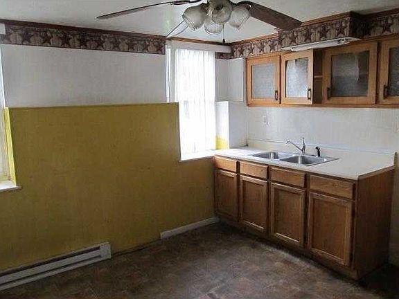 4th image of 117 Goldie St