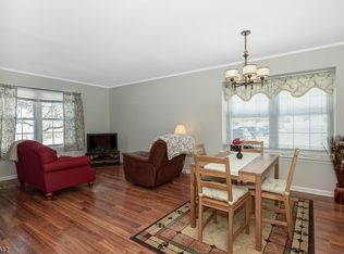 1601 Newbury Ct, Flemington, NJ 08822