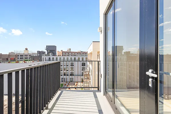 Rented by Oxford Property Group | media 36