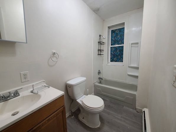 90 Chadwick Ave APT 1E