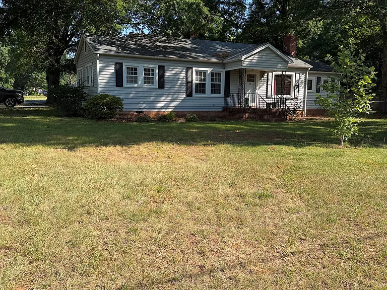 8195 Old Concord Rd — Photo 1