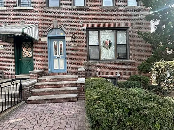 8423 14th Ave, Brooklyn, NY 11228