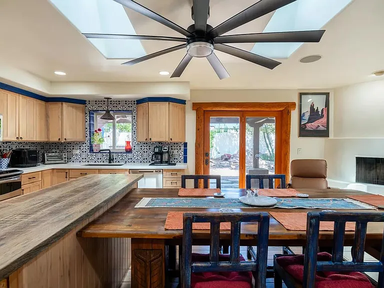 5312 E Ludlow Dr — Photo 14