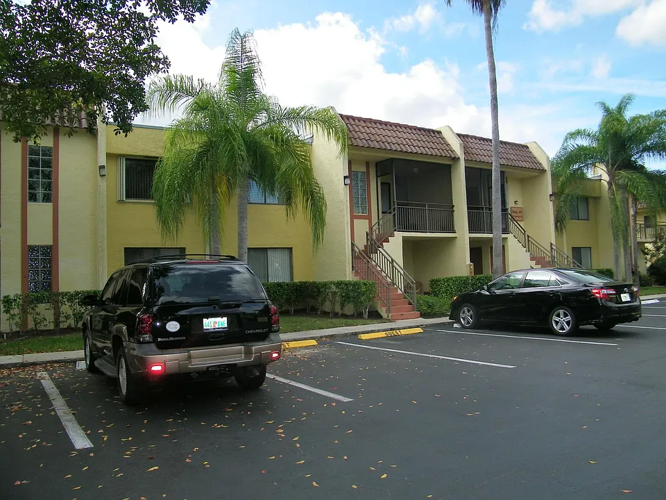 Lakeview Dr