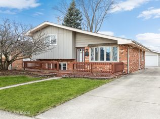 17334 Oleander Ave, Tinley Park, IL 60477