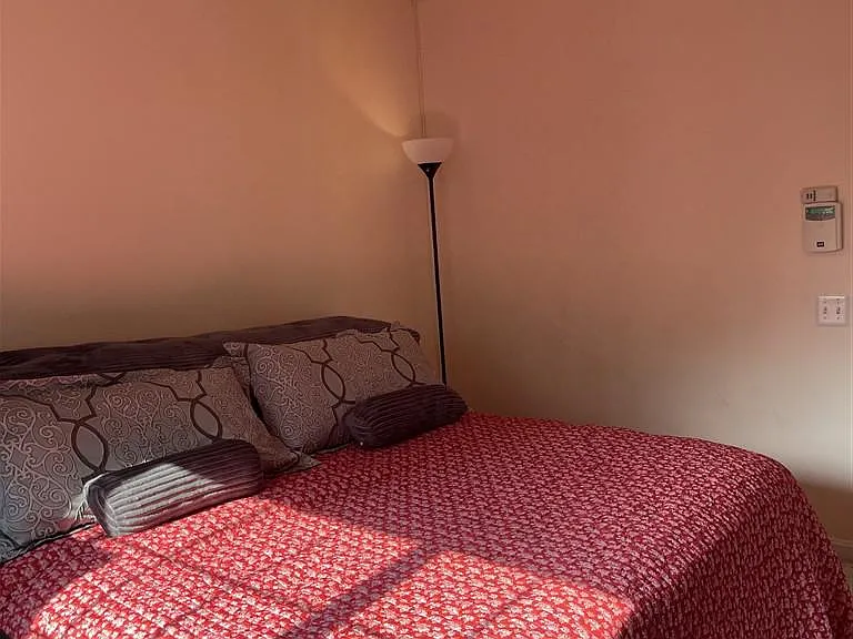 7507 Lamoyne Ct — Photo 24