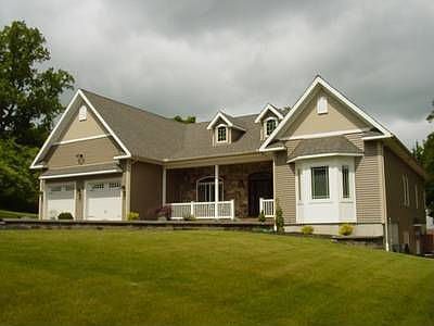 1st image of 32 Clark Ave