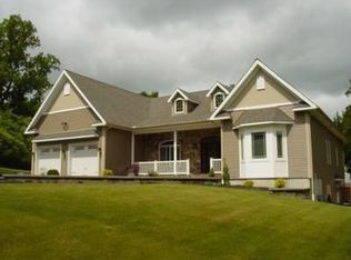 32 Clark Ave, Cornwall On Hudson, NY 12520