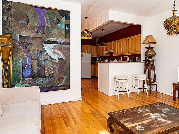 3rd image of 149 W 118th St #C