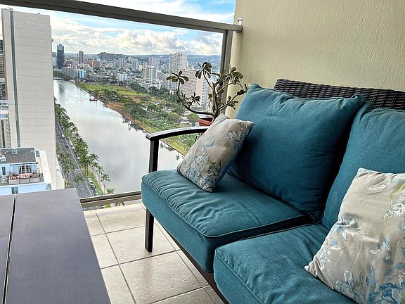 4th image of 445 Seaside Ave APT 3102