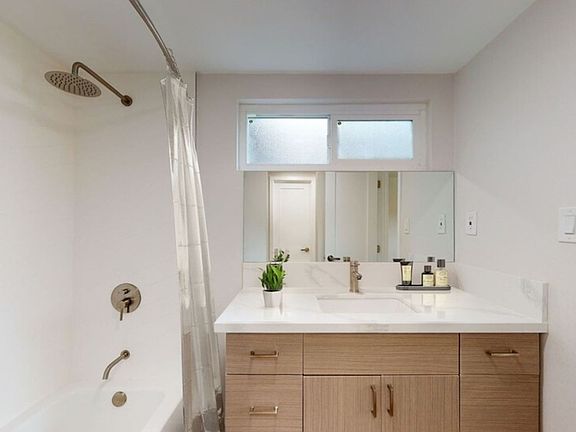 3rd image of 1117 Barbara St #1113-6