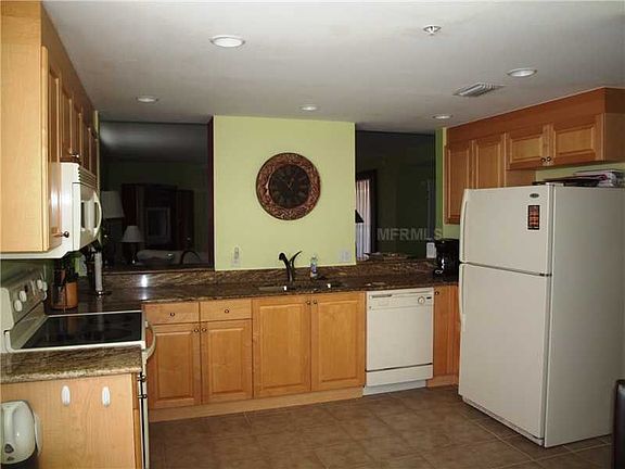 5th image of 1700 Gulf Blvd #2