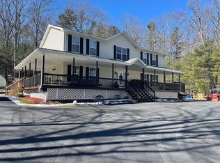 1109 Milford Rd, Dingmans Ferry, PA 18328