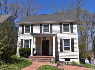 120 Liberty Ave, Port Jefferson, NY 11777