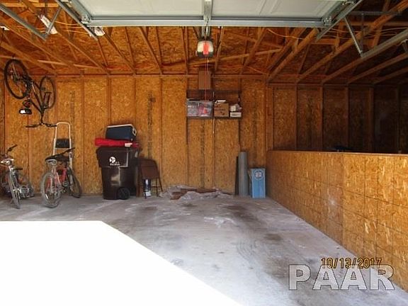 3rd image of 924 W Trailcreek Dr #924