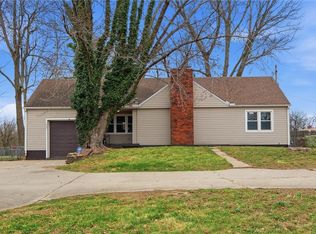 6621 Woodson Rd, Kansas City, MO 64133