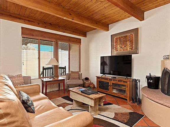 4th image of 320 Artist Rd #65