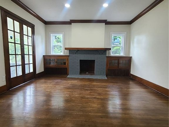 3rd image of 1814 Catalpa Dr