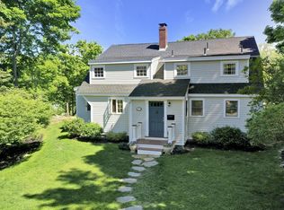 55 Gingerbread Hl, Marblehead, MA 01945