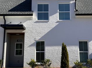 105 Chateau Dr, Rome, GA 30161