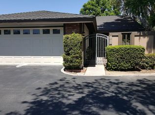 1925 E Fruit St, Santa Ana, CA 92701