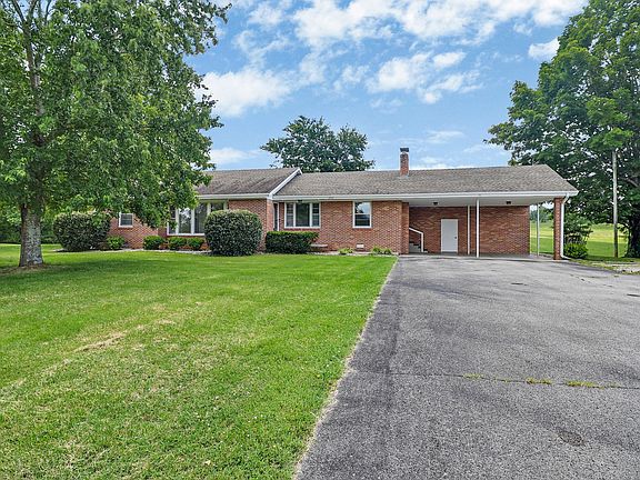 2nd image of 200 Acorn Hill Dr