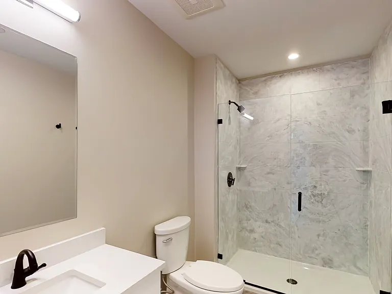 125 Warren Apartments — Photo 8
