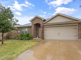 116 Tall Meadow St, Azle, TX 76020
