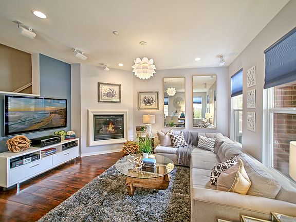 2nd image of 55 Beacon Way
