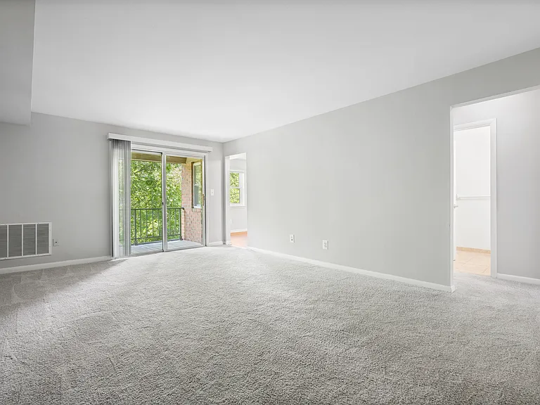 Metropolitan Marlton — Photo 42