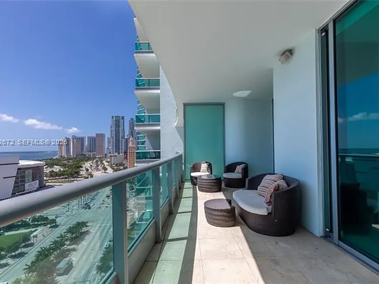 900 Biscayne Blvd #2002 — Photo 30