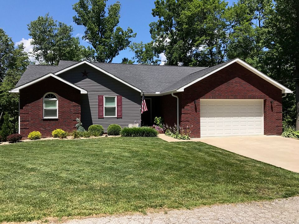 1st image of 123 Pinecrest Dr